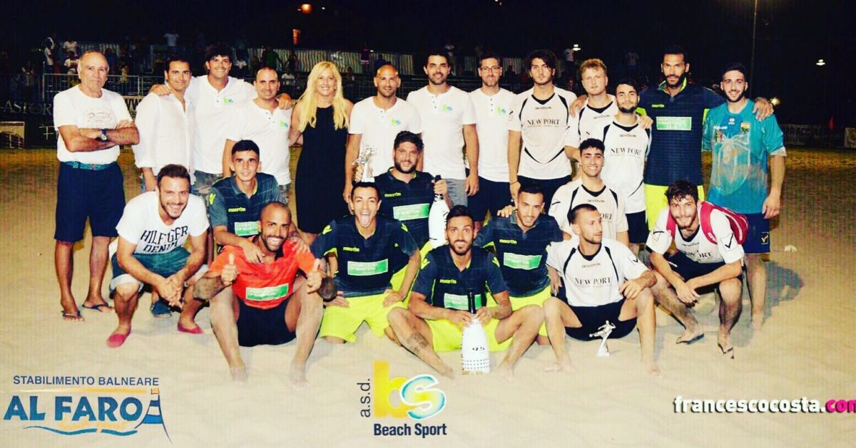 foto di gruppo beach soccer