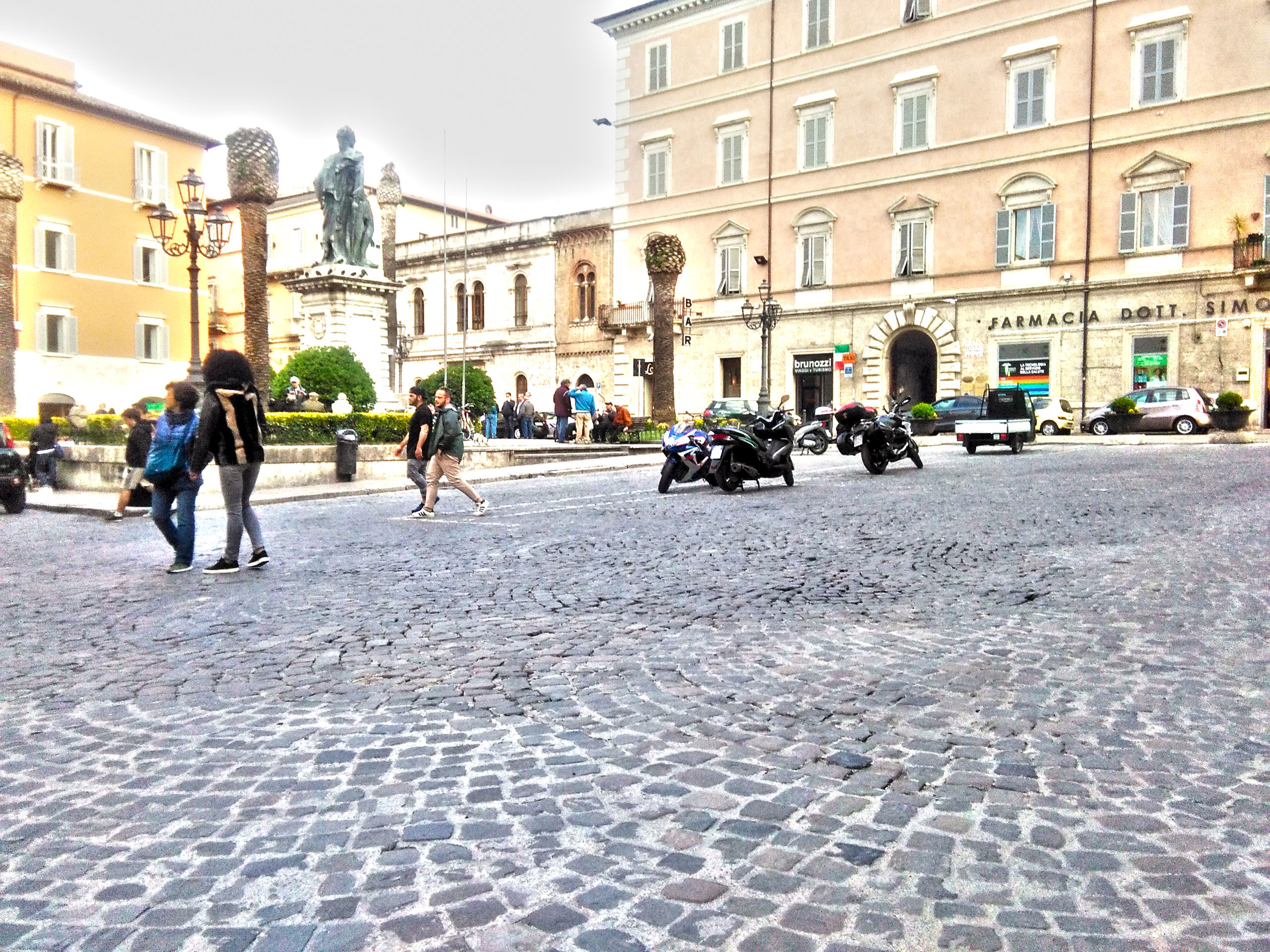 Piazza Roma HD
