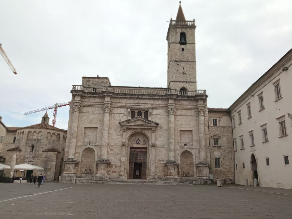 Duomo piazza arringo