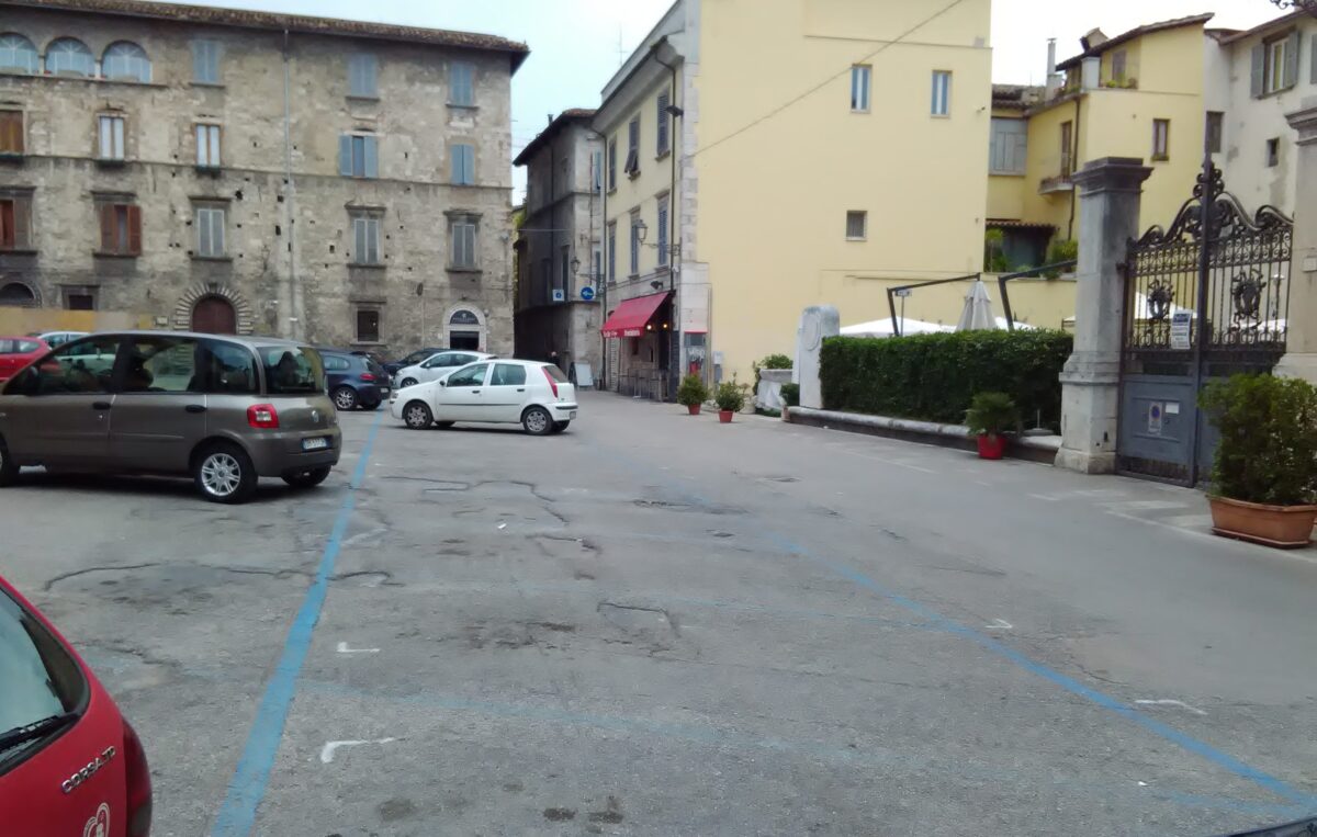 piazza-della-viola