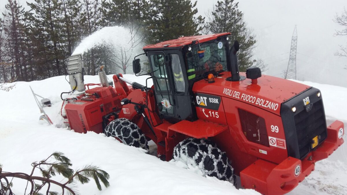 Vigili del fuoco e neve