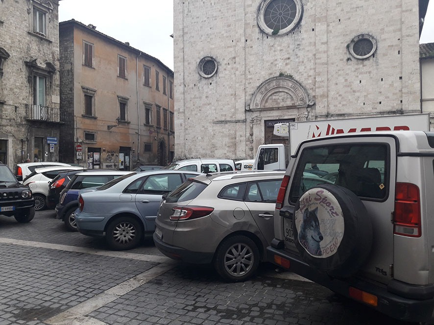 piazza sant'agostino