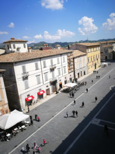 piazzarringo3jpg