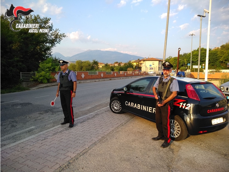 carabinieri posto di blocco