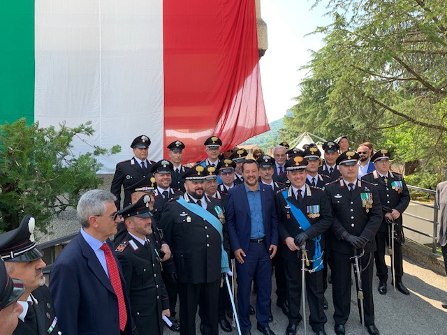 Salvini dai carabinieri