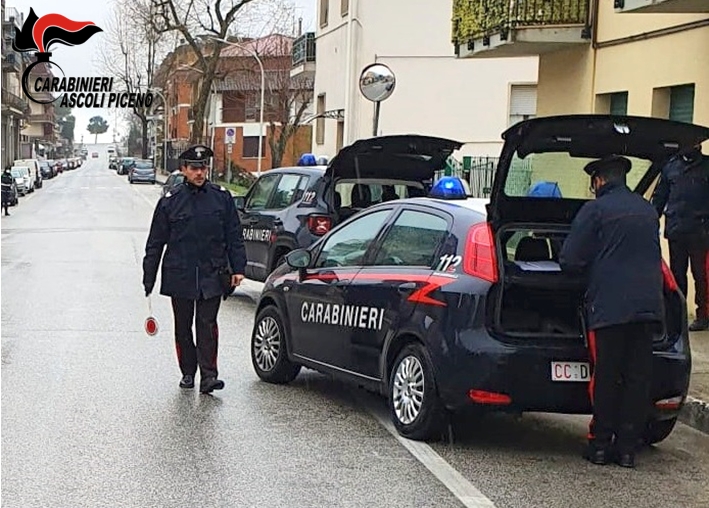 Carabinieri Castignano