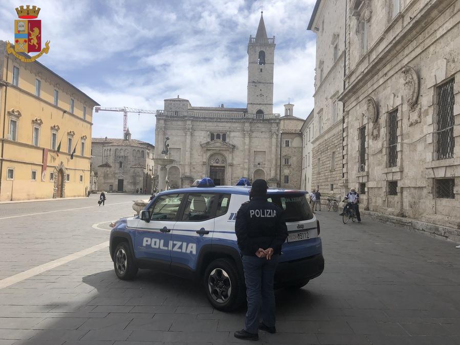 Piazza Arringo controlli COVID