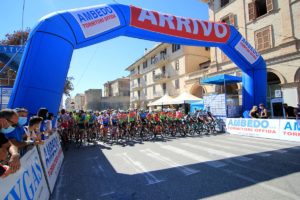 Giro delle Marche in Rosa 06092020 Offida - partenza gara junior