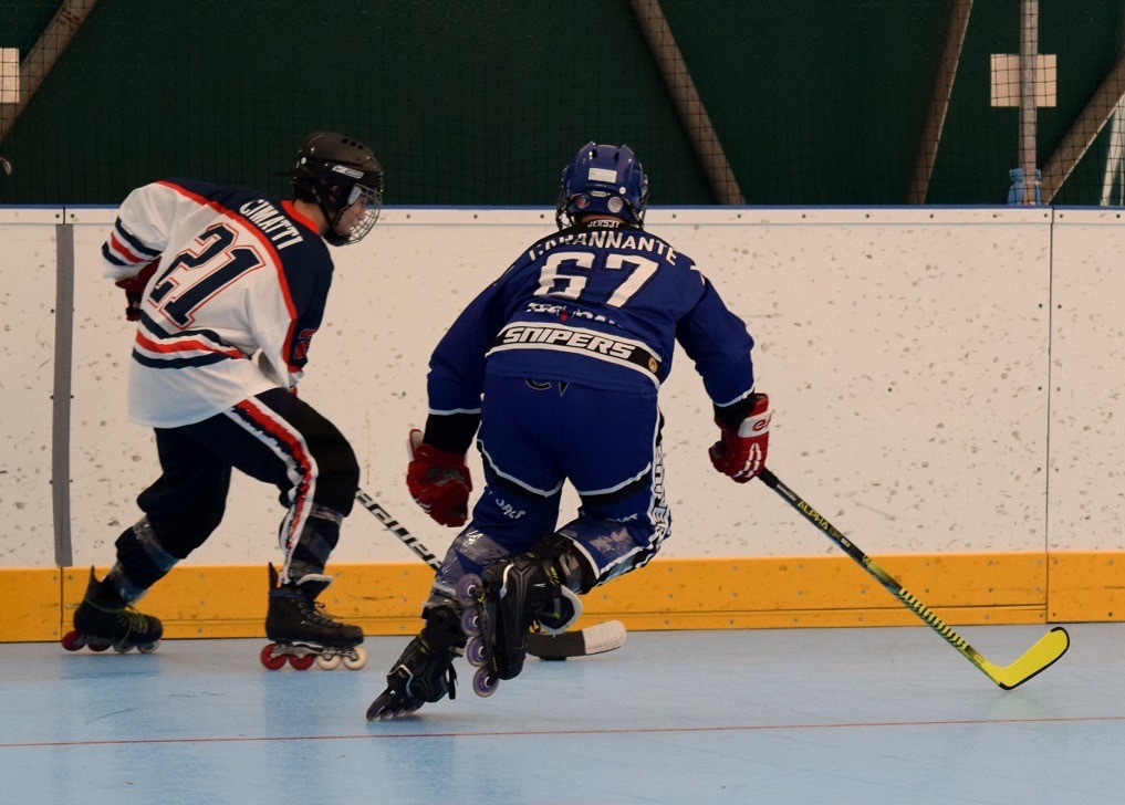 Hockey in Line 3