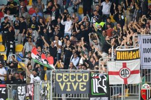 Tifosi Ascoli 3