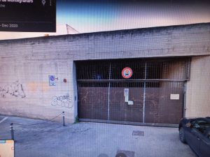 Garage casa albergo Ferrucci