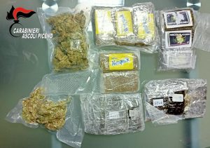 Droga recuperata dai carabinieri