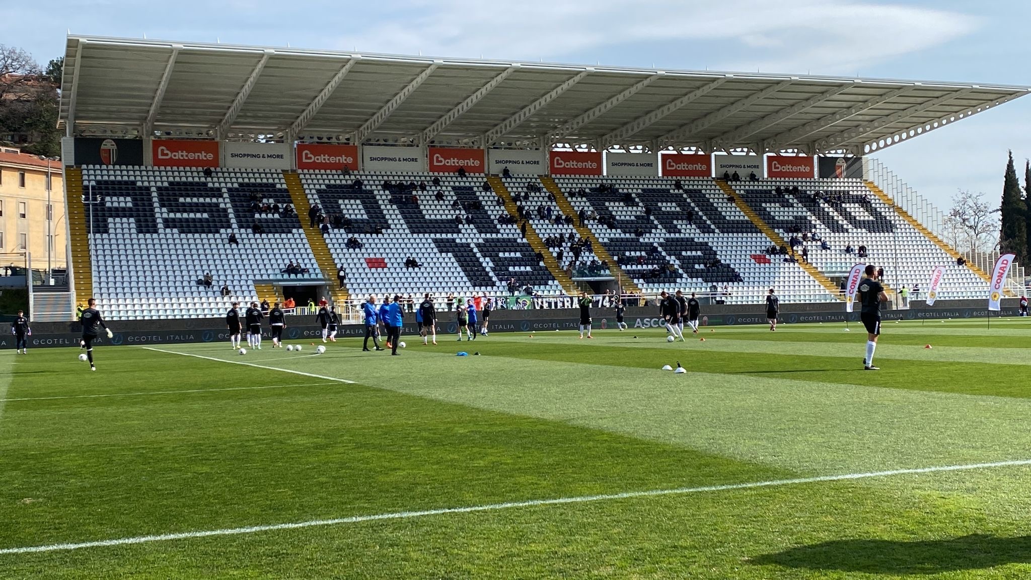 Tribuna est mazzone
