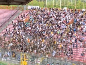 Tifosi a Perugia 2022 settembre 