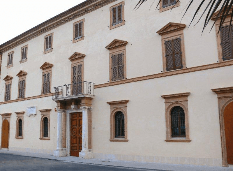 Biblioteca grottammare
