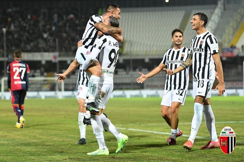 Mendes gol Cagliari
