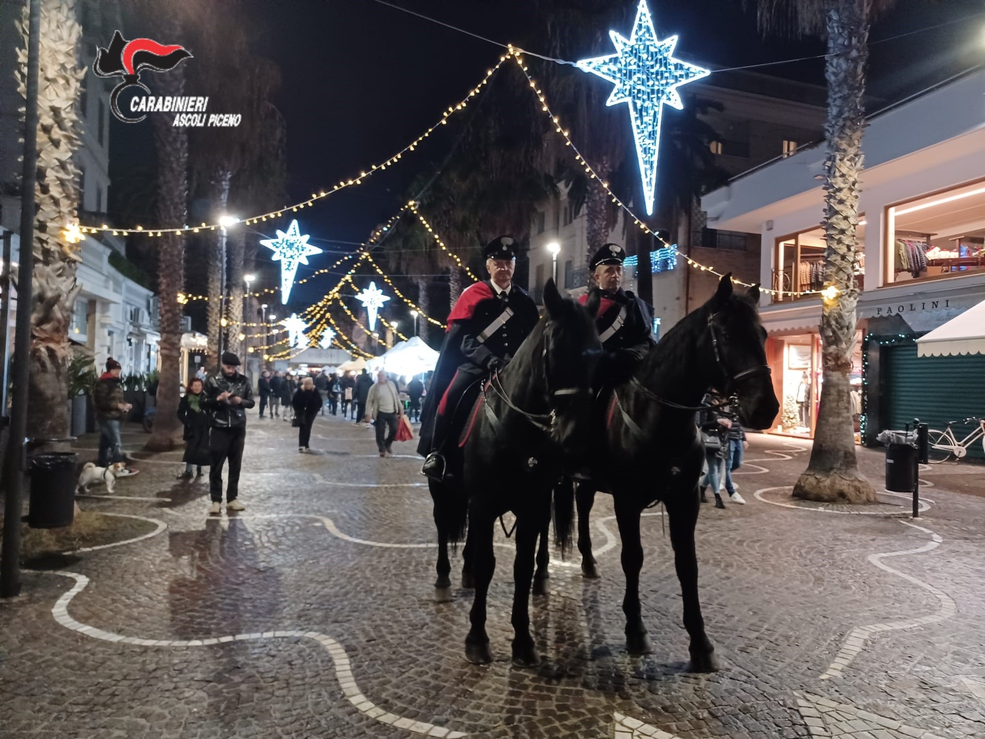 Carabinieri forestali a cavallo