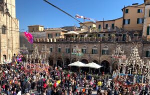 Carnevale 2023 piazza del Popolo la domenica mattina