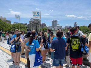 Studenti italiani al Museo della pace di Hiroshima con Giocamondo Study - 2