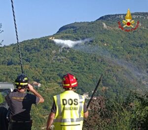 Vigili del fuoco a Castel Trosino