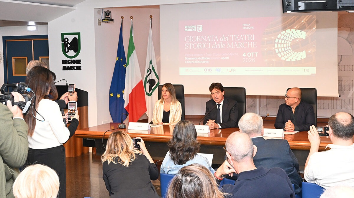 Conferenza festa dei teatri storici