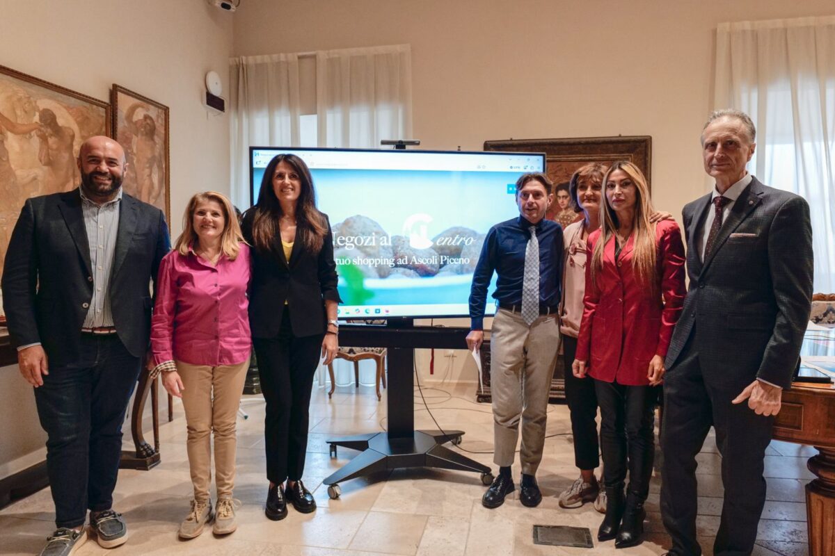 App centro naturale commerciale ascoli
