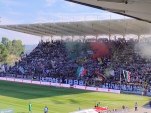curva sud Ascoli Empoli Tifo